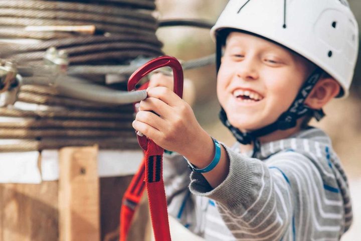 A child in aerial paths